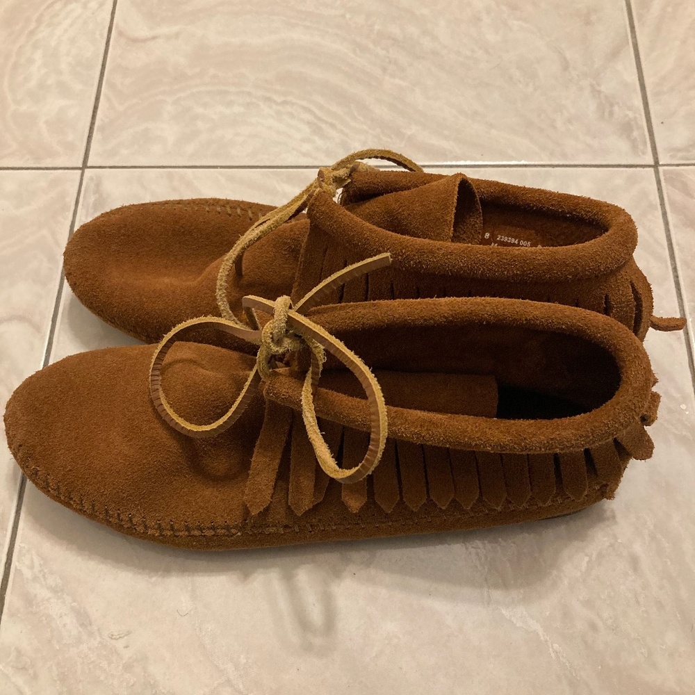 Minnetonka Classic Fringe Bootie